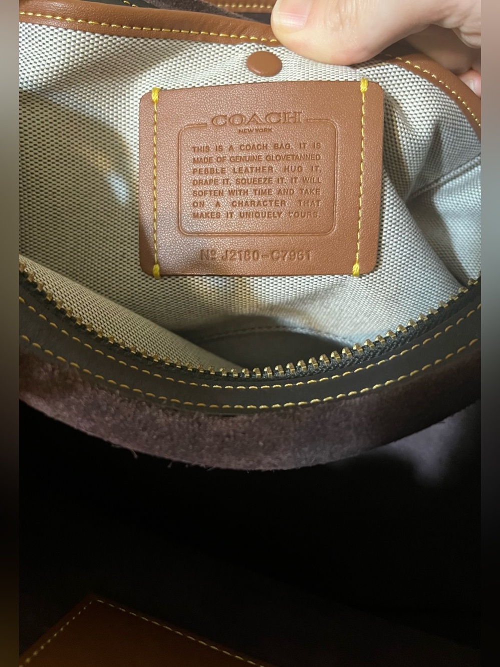 Coach Medium Rogue in Black/Brass! - Picture 8 of 13